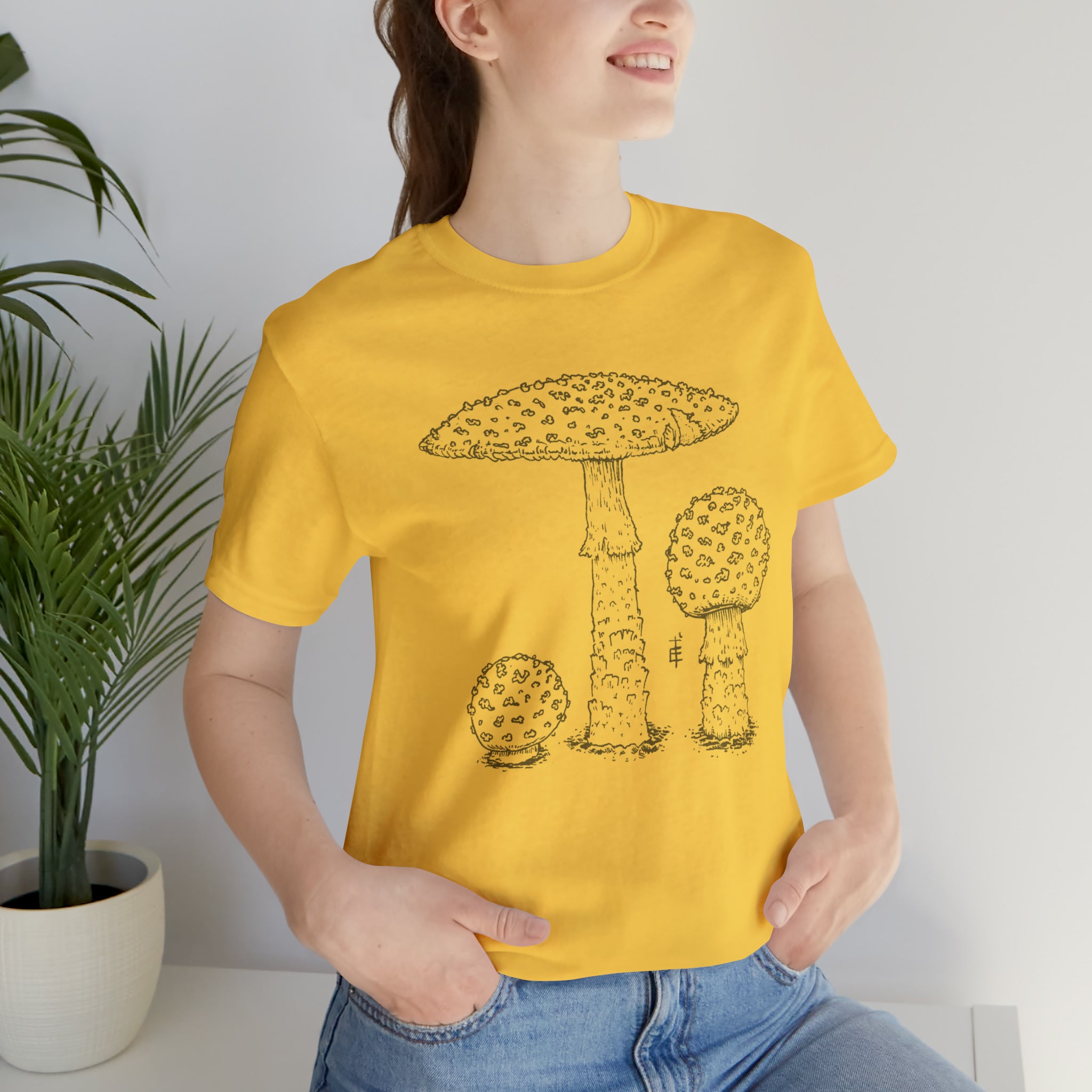 'Amanita muscaria' Unisex Jersey Tee